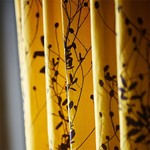tkan_Harlequin_CALLISTA FABRICS_2-Harlequin-callista-burnet-fabric-mustard-black-botanical-plants-cu